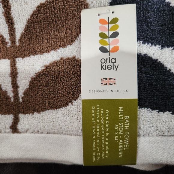 *New* ORLA KIELY MULTI STEM Bath Towels (Set Of 2) - Picture 2 of 3